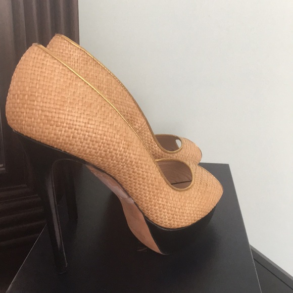 NWT Emilio Pucci Peep Toe Pump - Picture 4 of 6